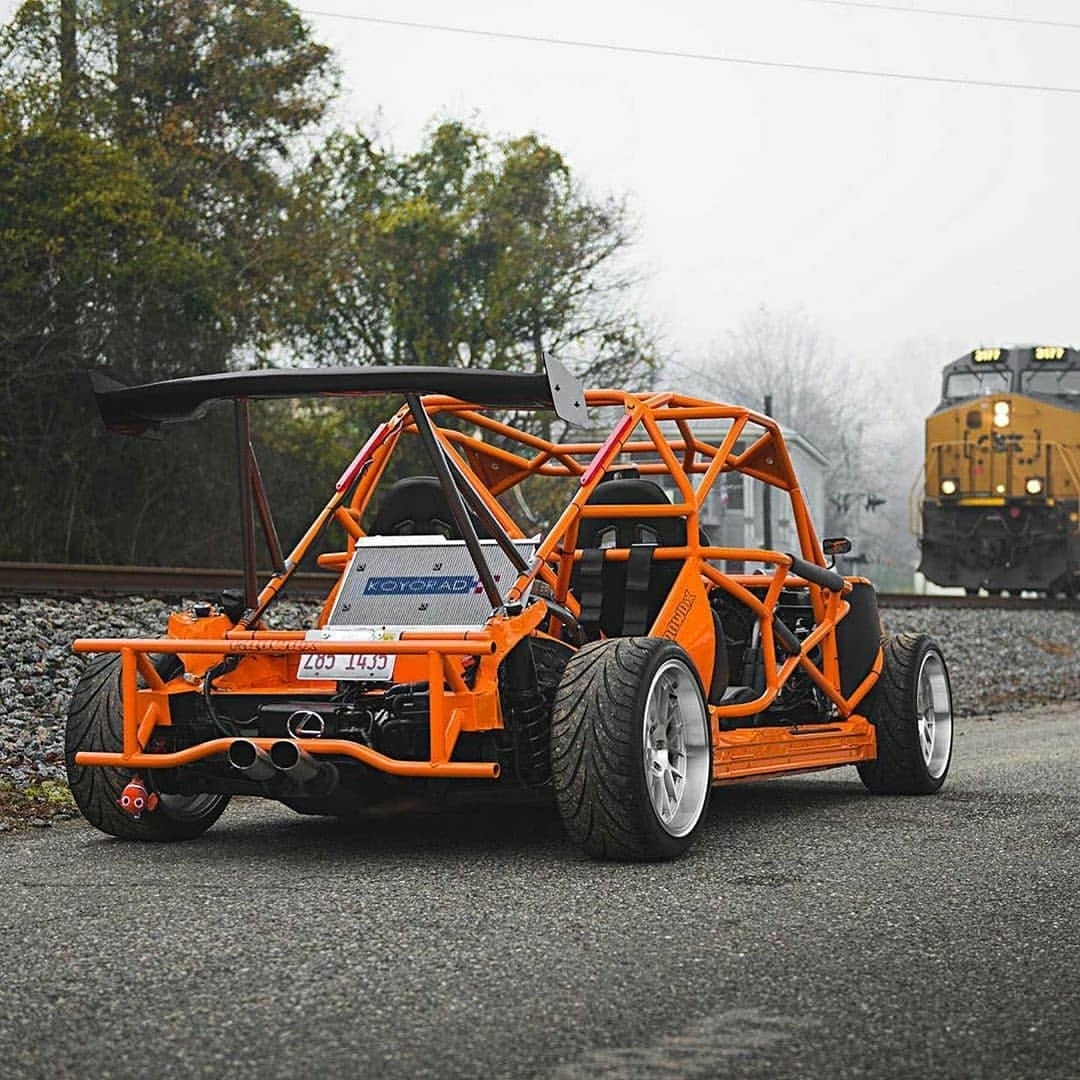 有一说一，第一次见到这样的雷克萨斯