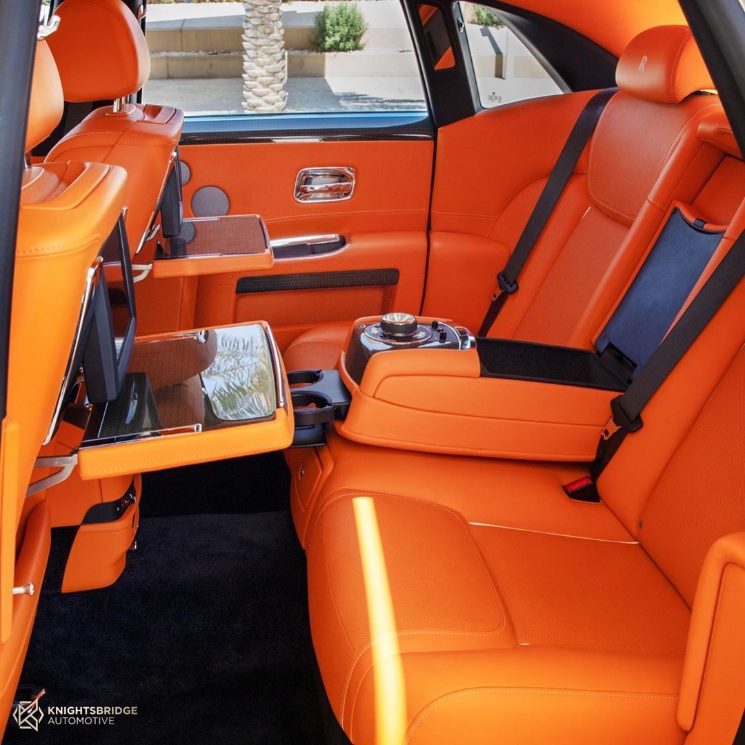 暗黑女神。Rolls-Royce Ghost Black Badge。