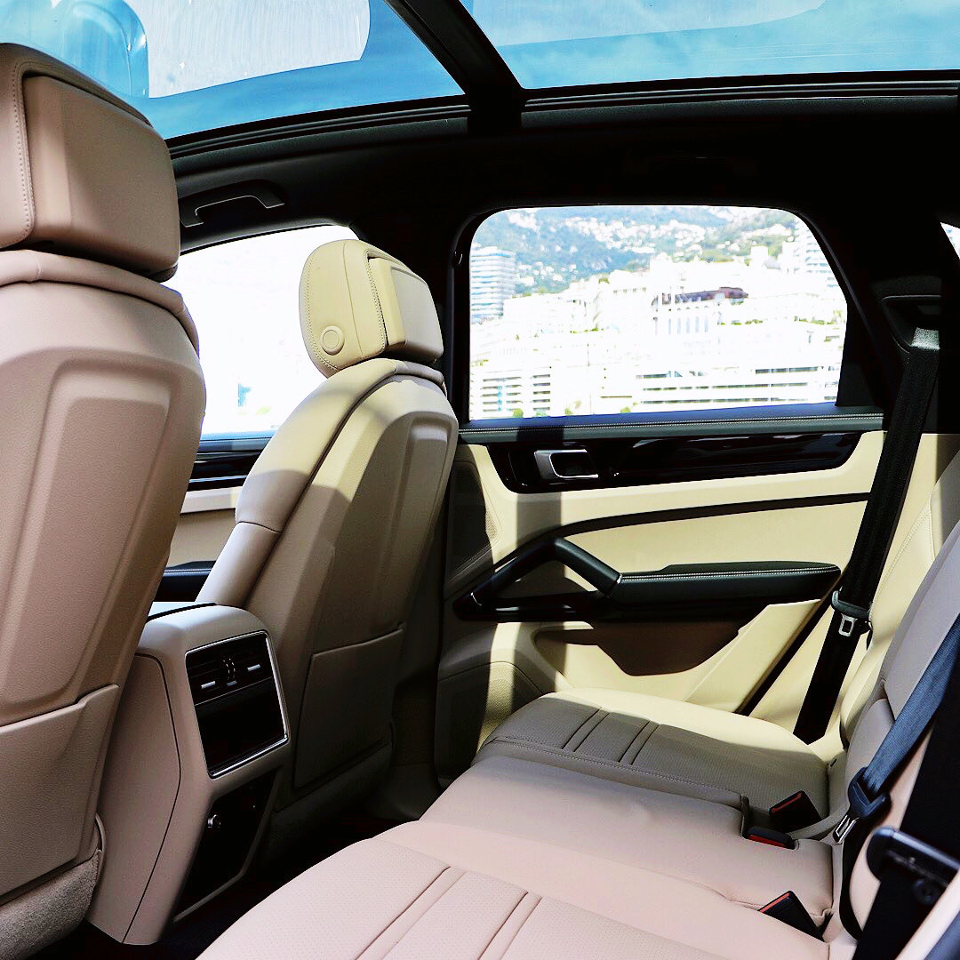 路上跑的太多了，Porsche Cayenne