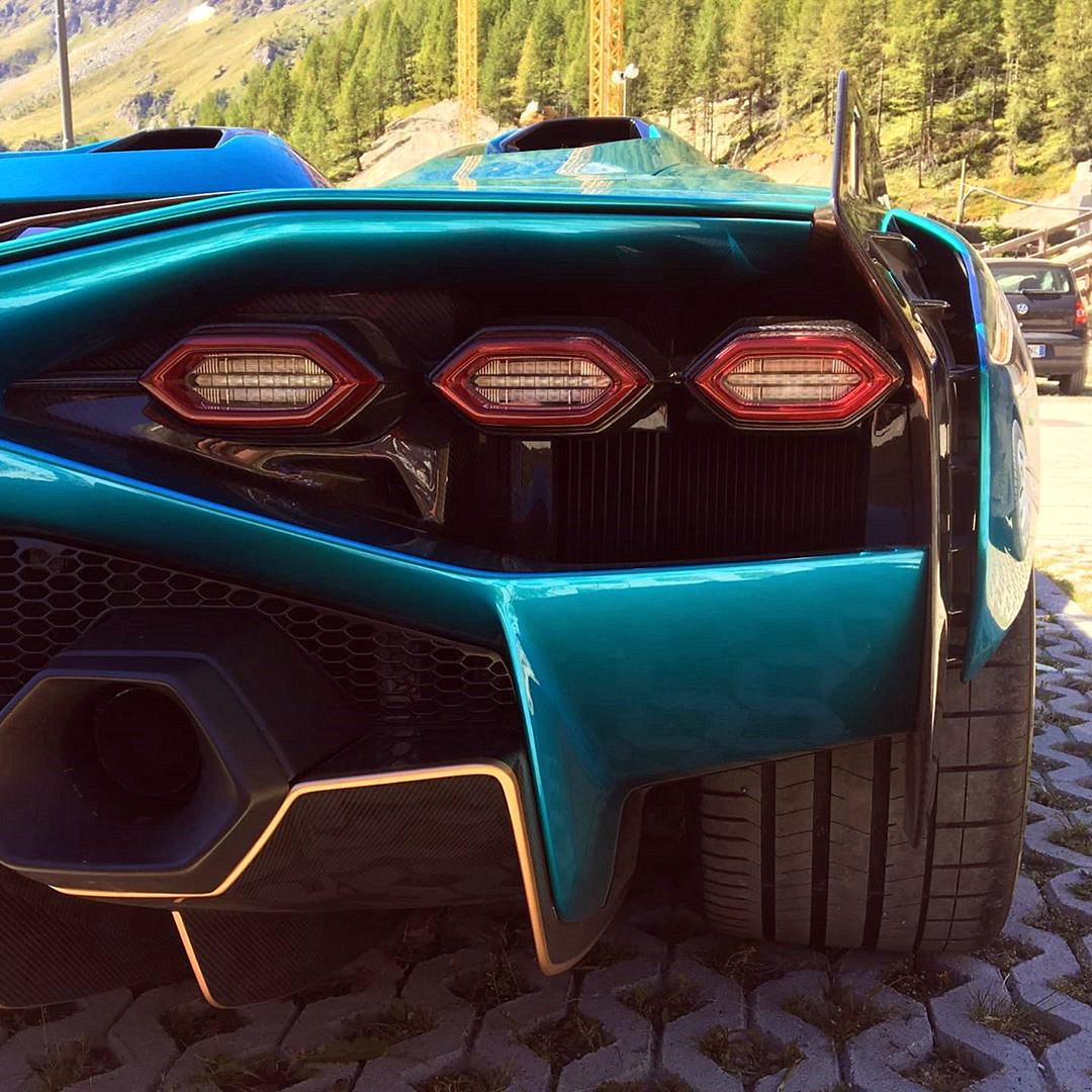 兰博基尼Sian Roadster，全球限量19台的敞篷兰博基尼！