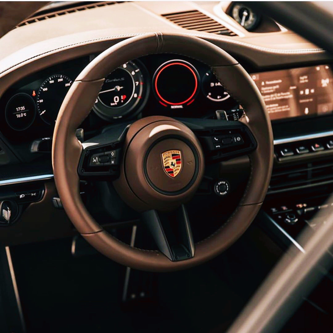 车尾设计很好看，你说呢…… Porsche turbo S