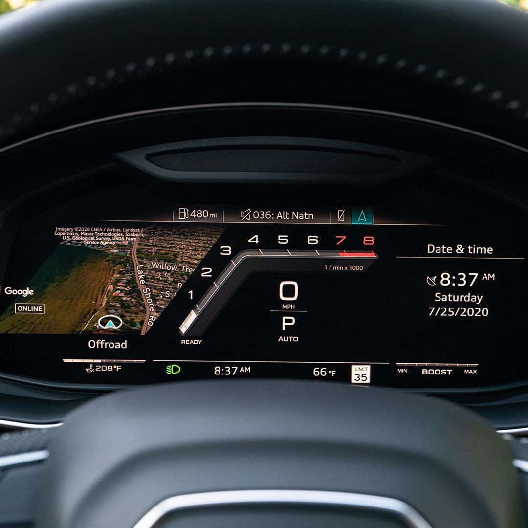 好看的汽车图片：奥迪 SQ7 V8双涡轮增压