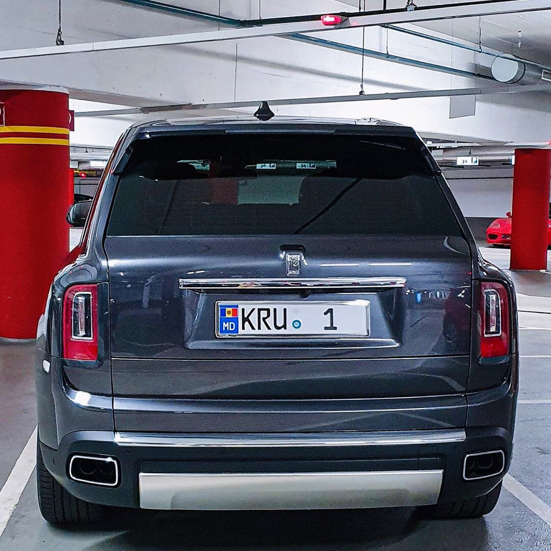 地表最豪SUV，好像是没对手…… Rolls Royce Cullinan