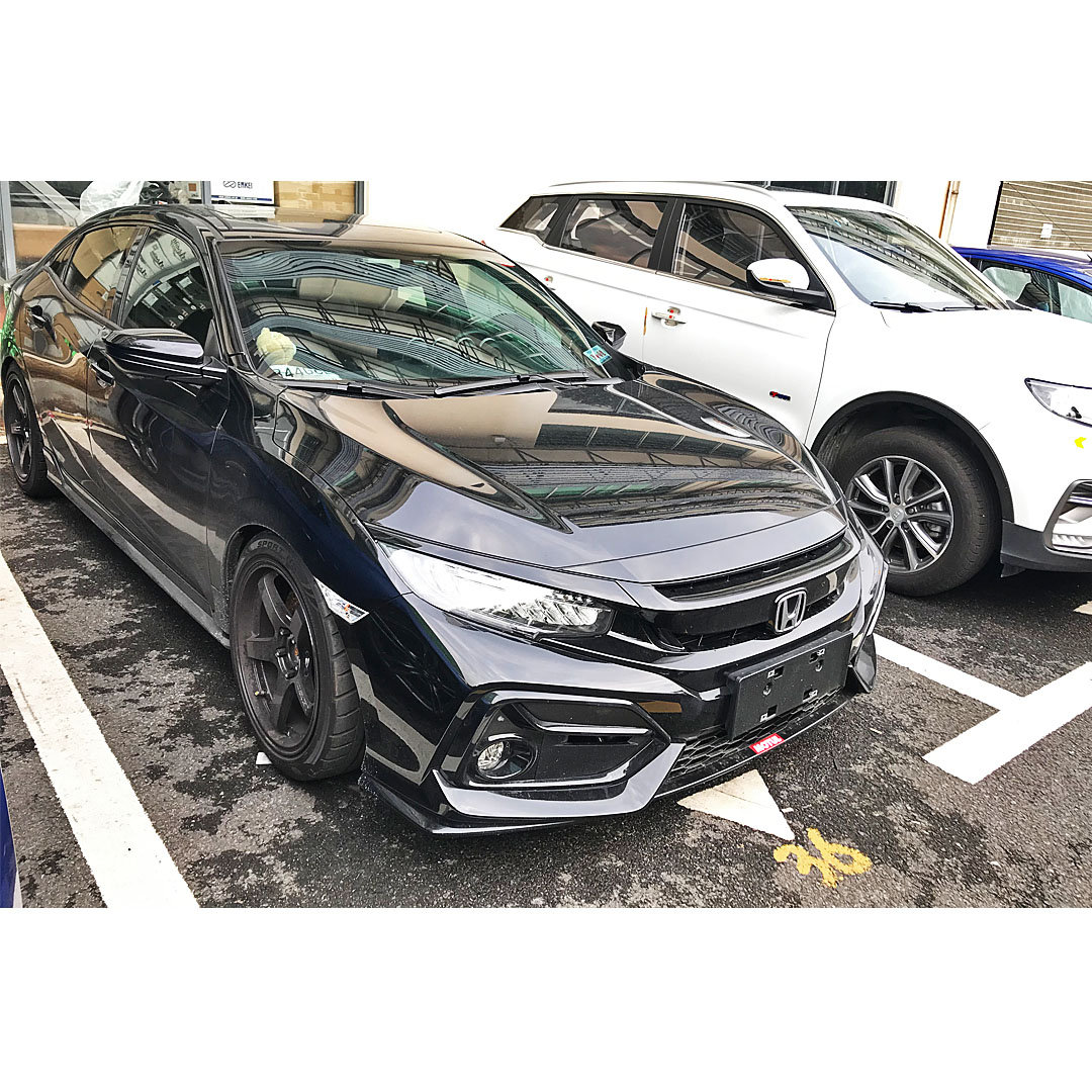 高清汽车美图：两厢版 本田思域 FK7 素黑