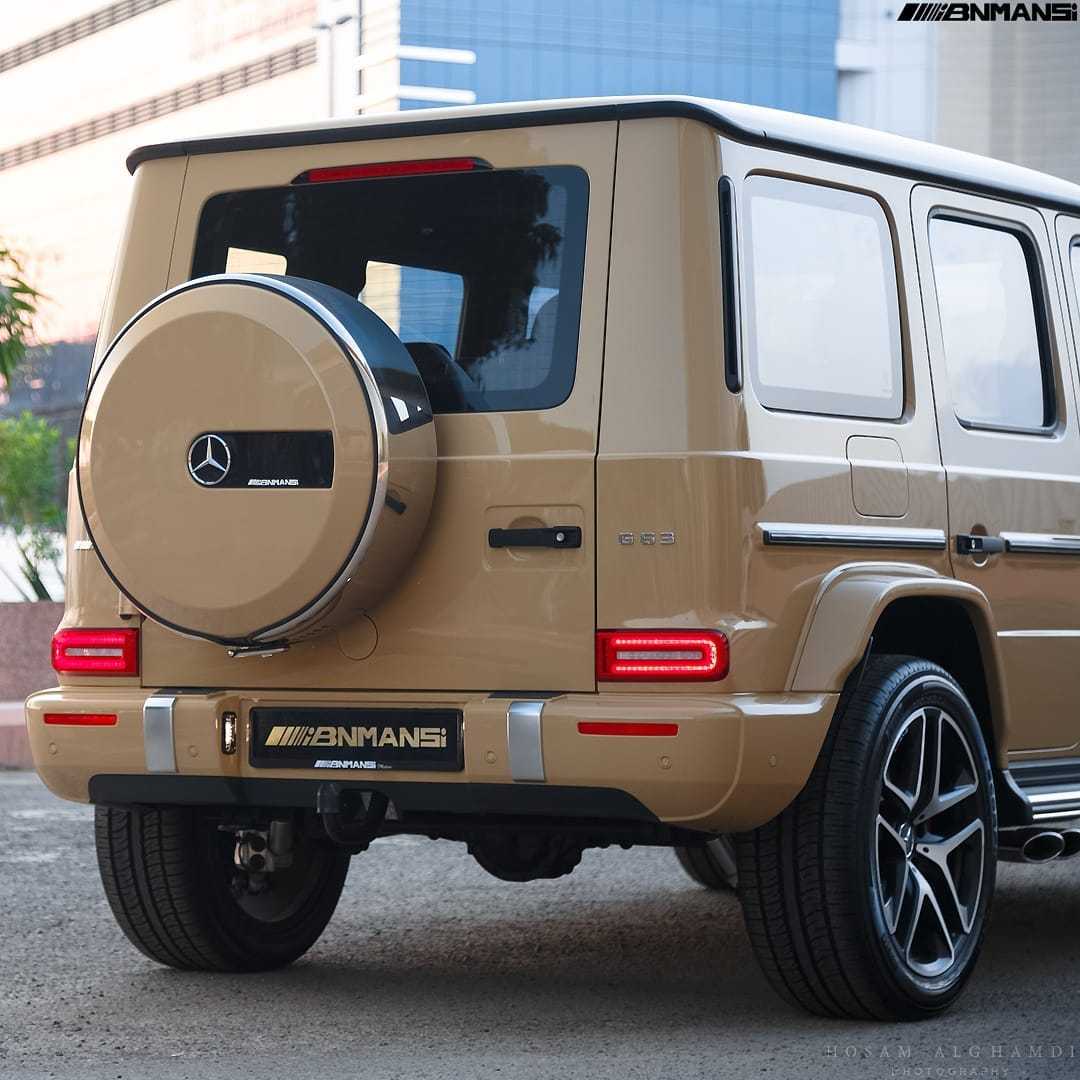 奔驰G63这款颜色叫什么名字？