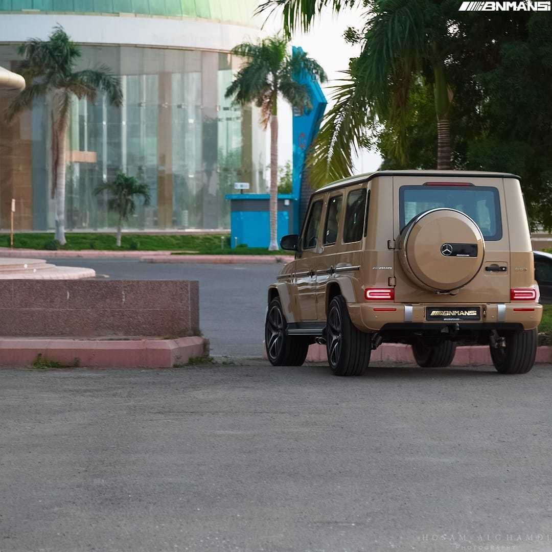 奔驰G63这款颜色叫什么名字？