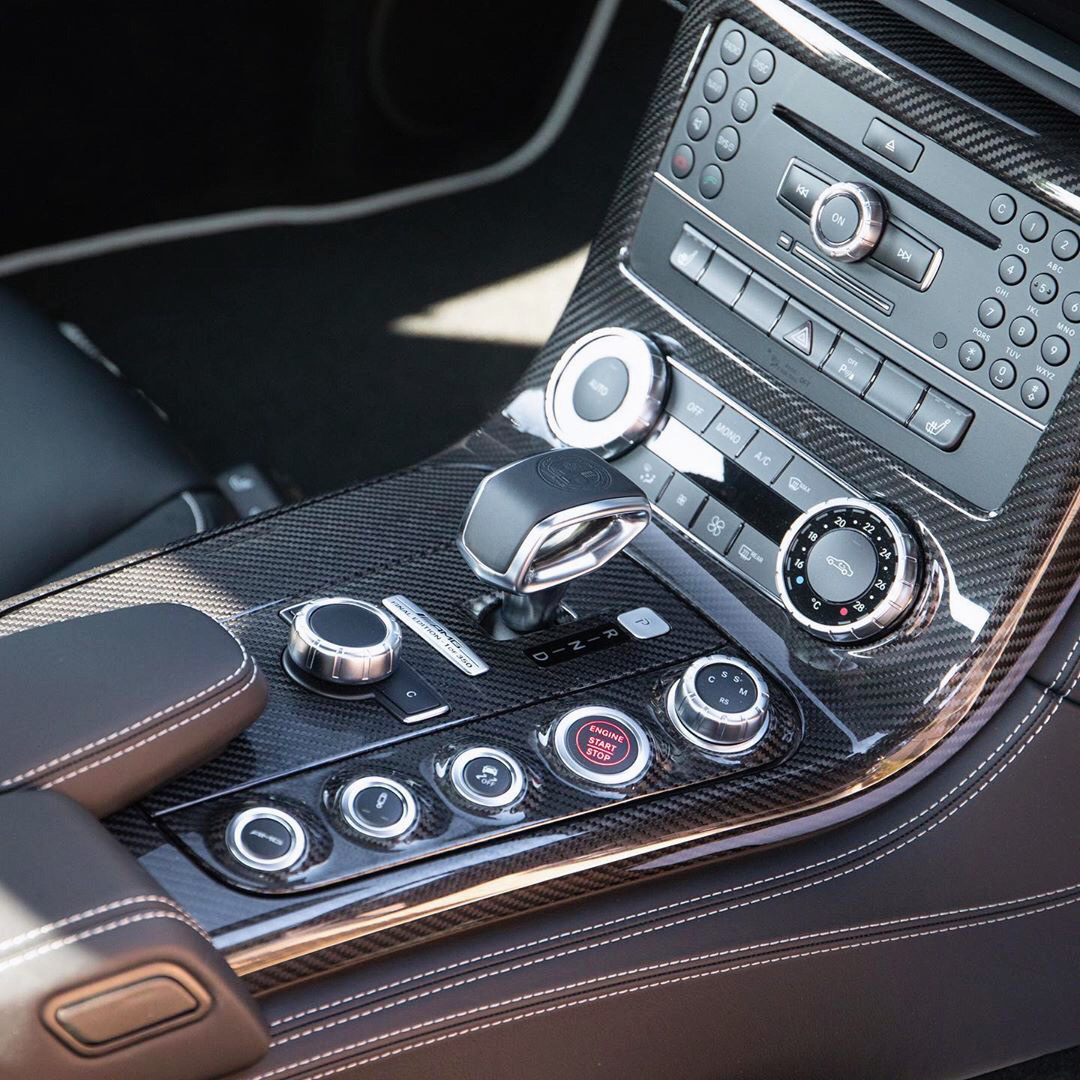 Mercedes AMG SLS，鸥翼门很拉风！汽车视觉 （奔驰）