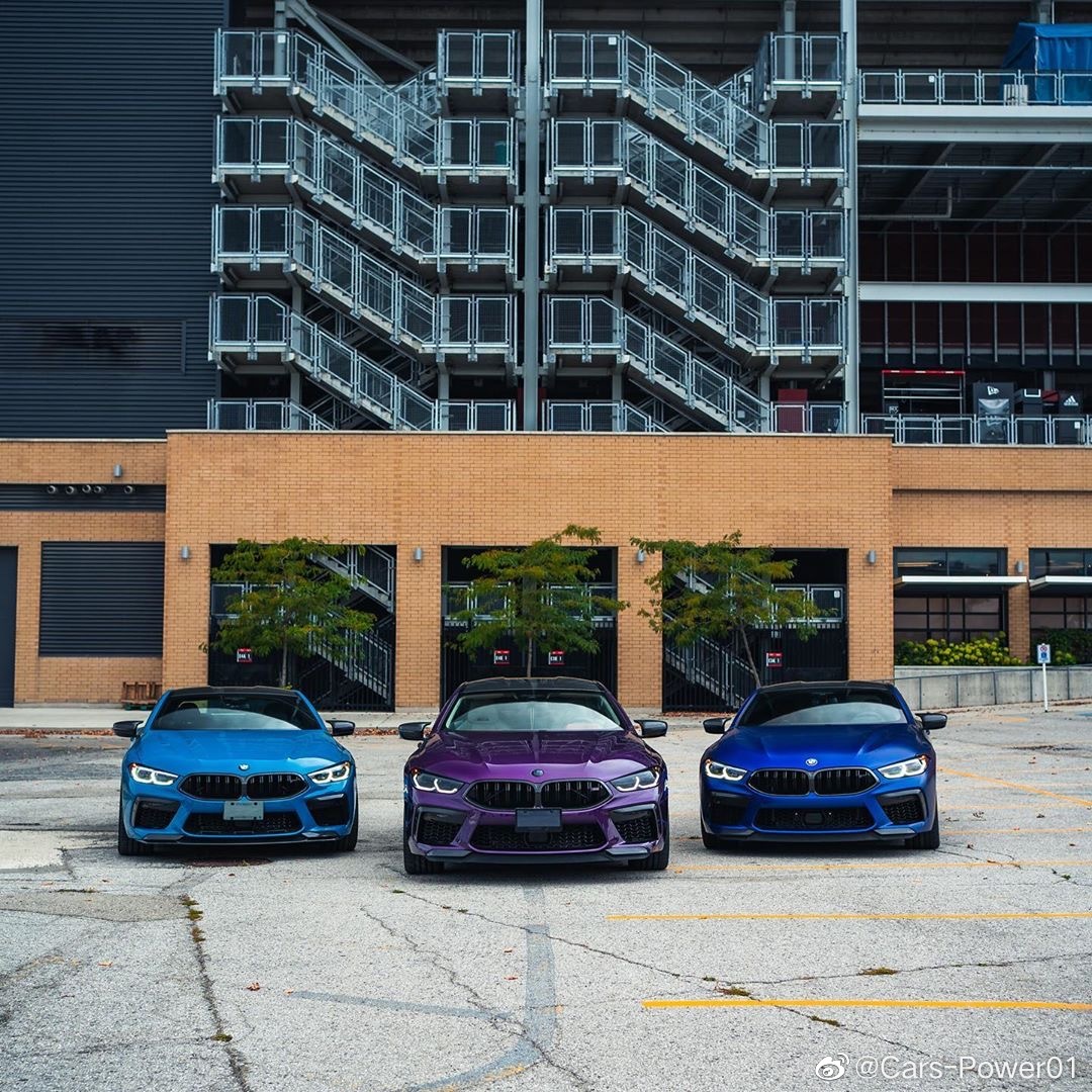 三台宝马M8雷霆版 哪个颜色最好看？