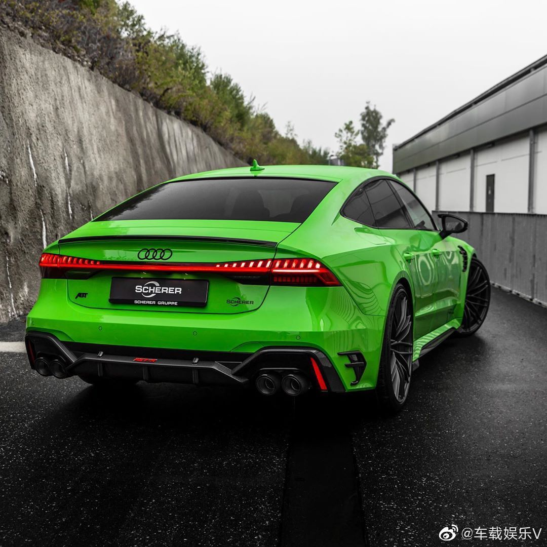 奥迪RS7：竞技大神！不服来辩！