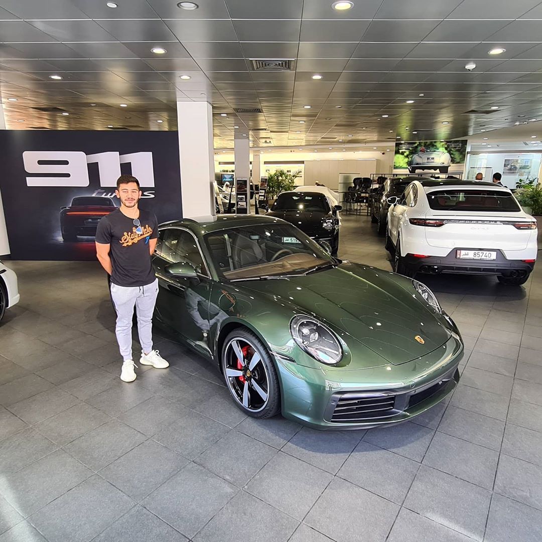 分享图片 多哈，Porsche 992（First PTS橡树绿）