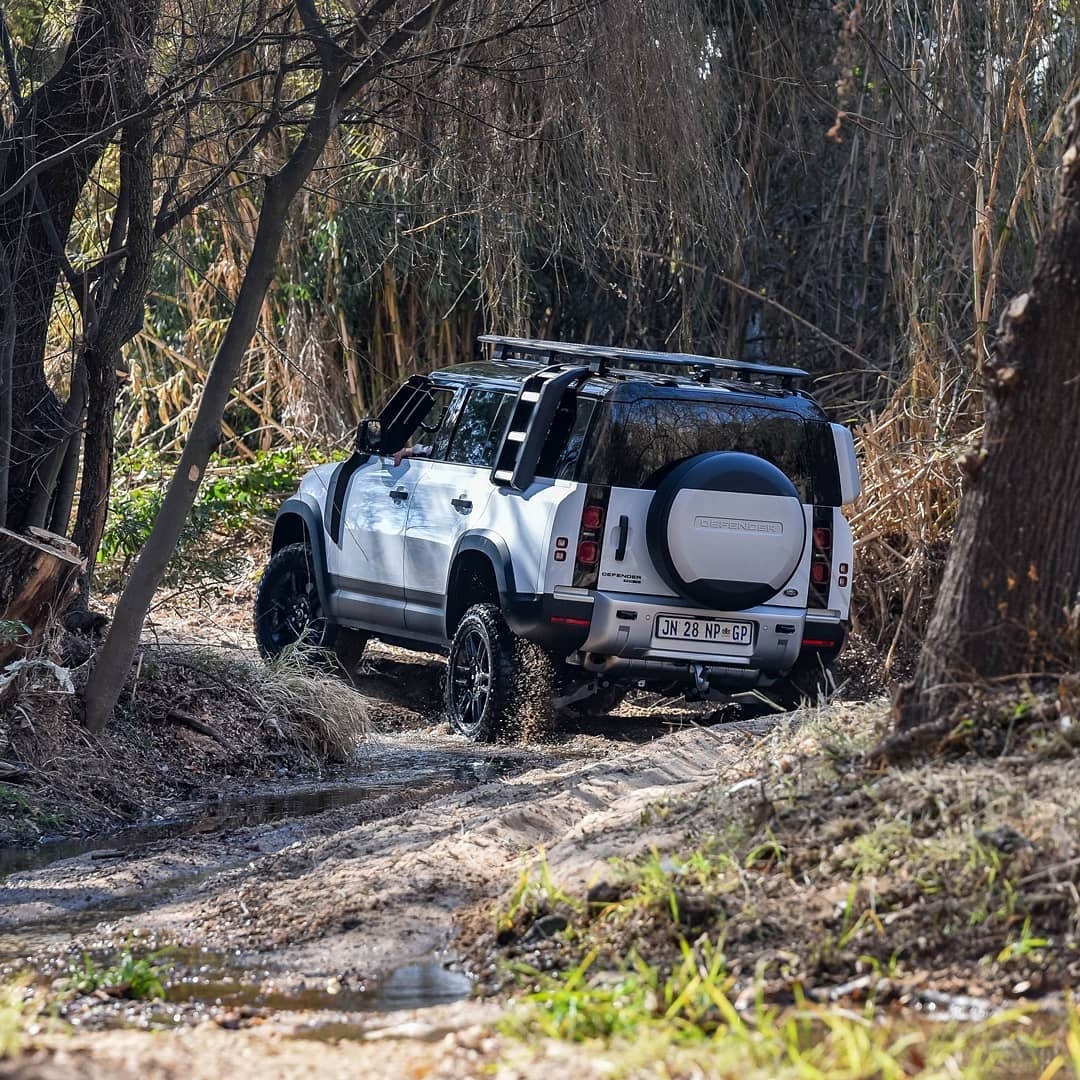 Land Rover defender 新款路虎卫士越野图集一组 2020.10.23