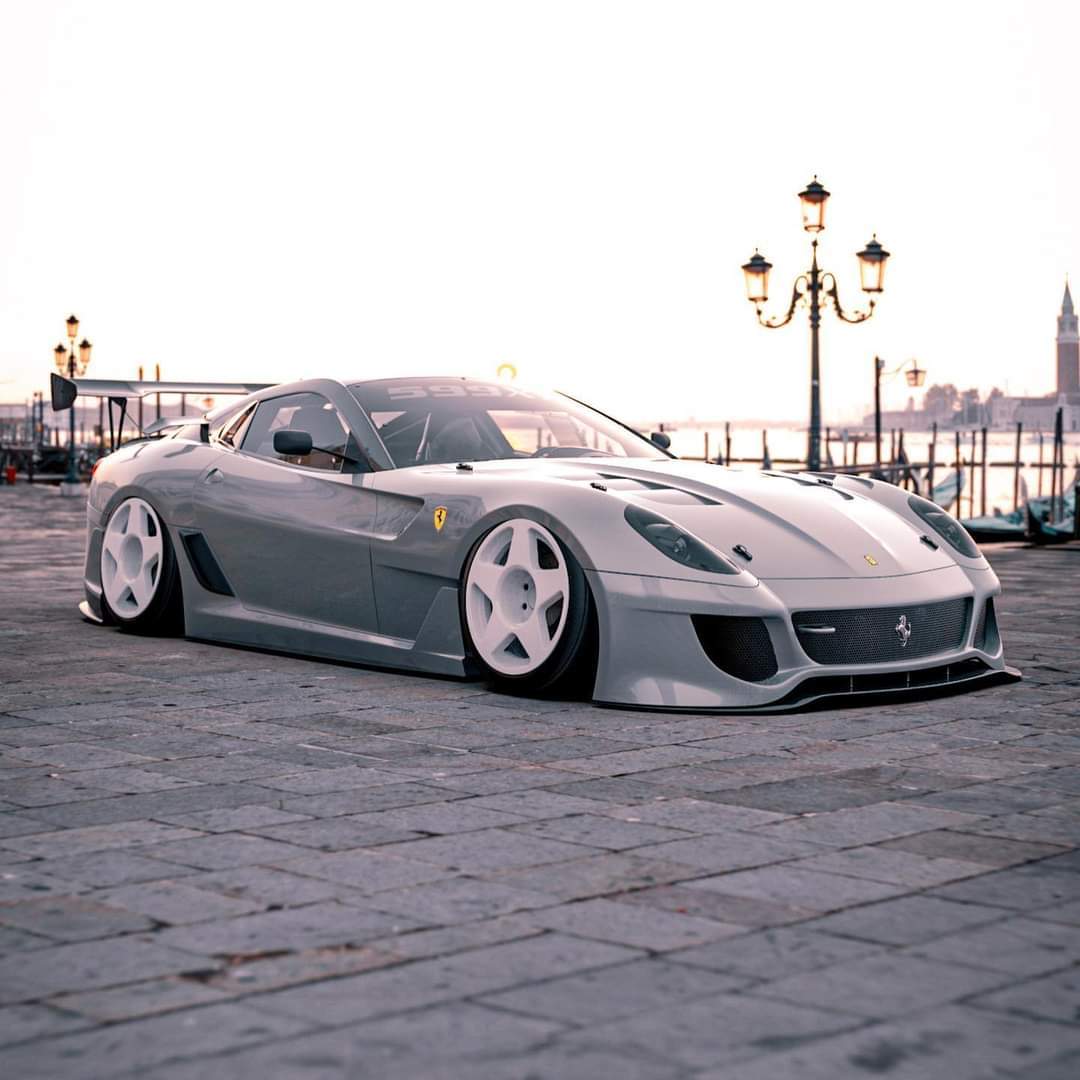水泥灰Ferrari 599xx，有了小鸭尾还不够，加上大尾翼更显GT范儿