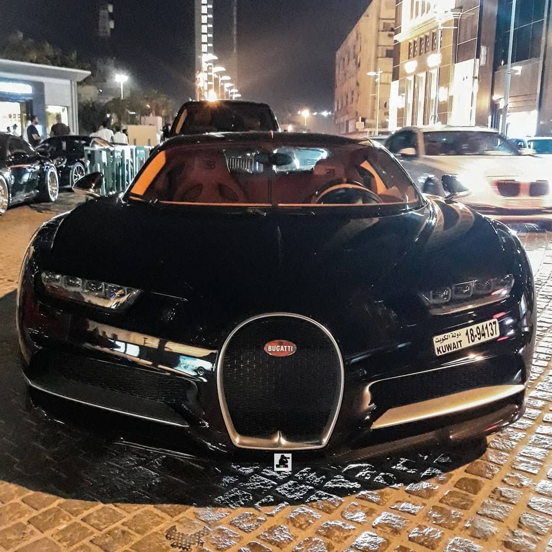 分享图片 科威特，Bugatti chiron Sport