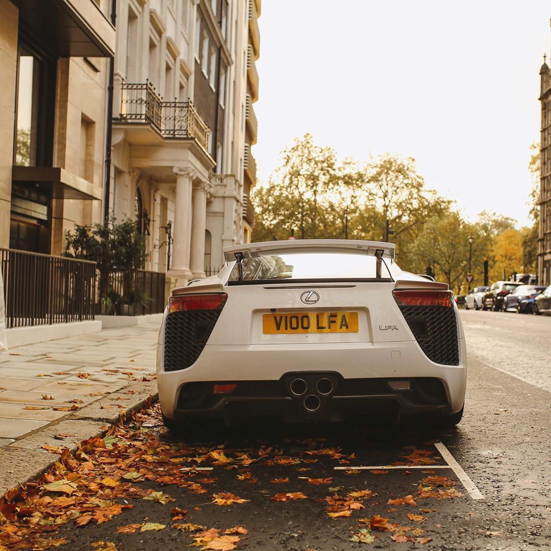 每天一组汽车美图：Lexus 家族超级跑车LFA