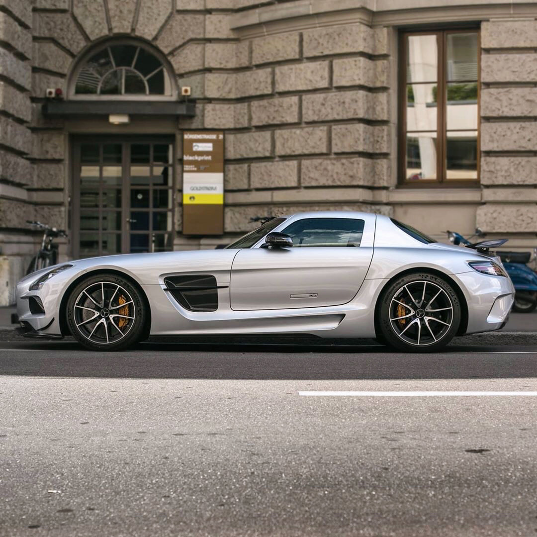 AMG SLS：竞技大神！不服来辩！