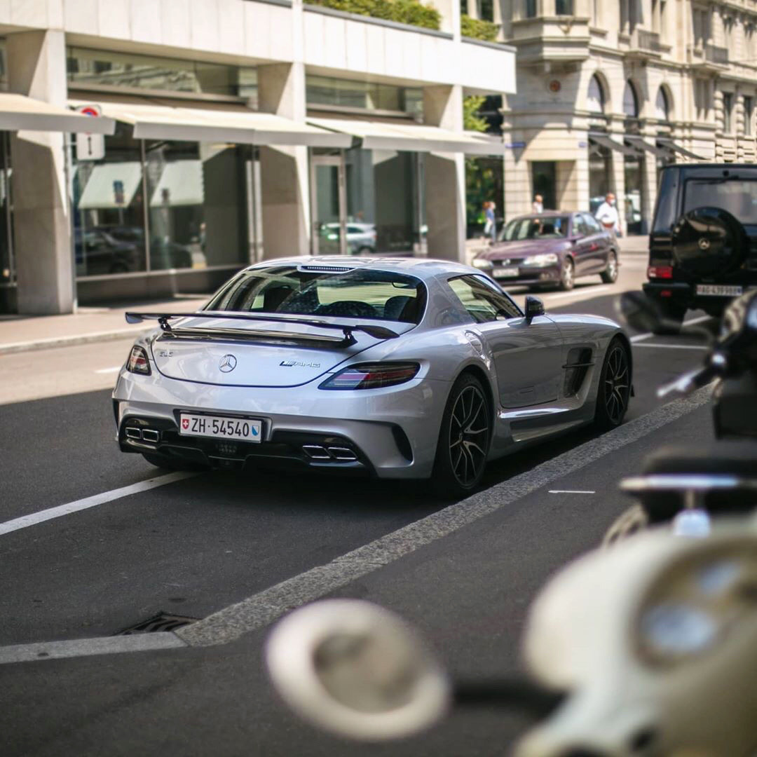 AMG SLS：竞技大神！不服来辩！