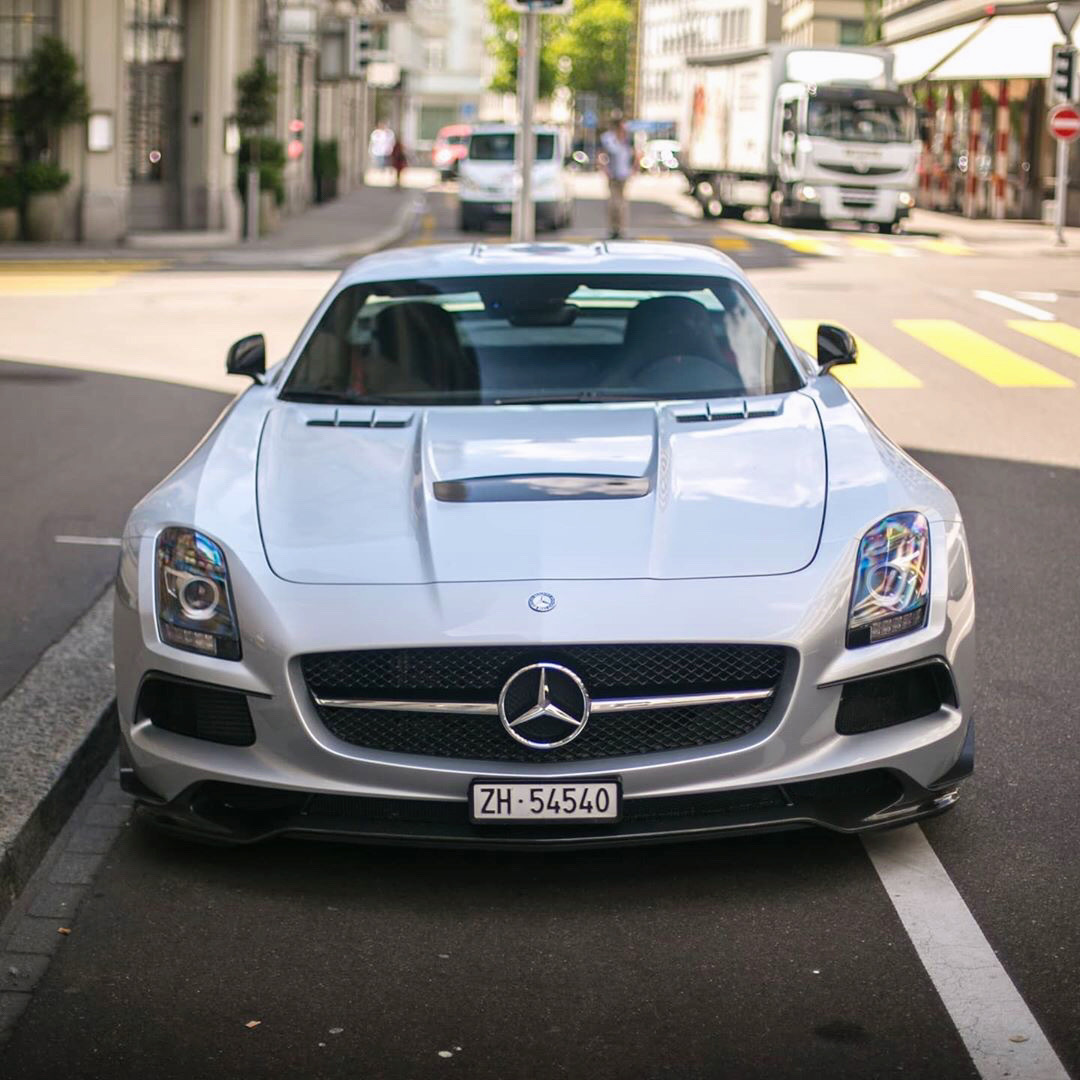 AMG SLS：竞技大神！不服来辩！