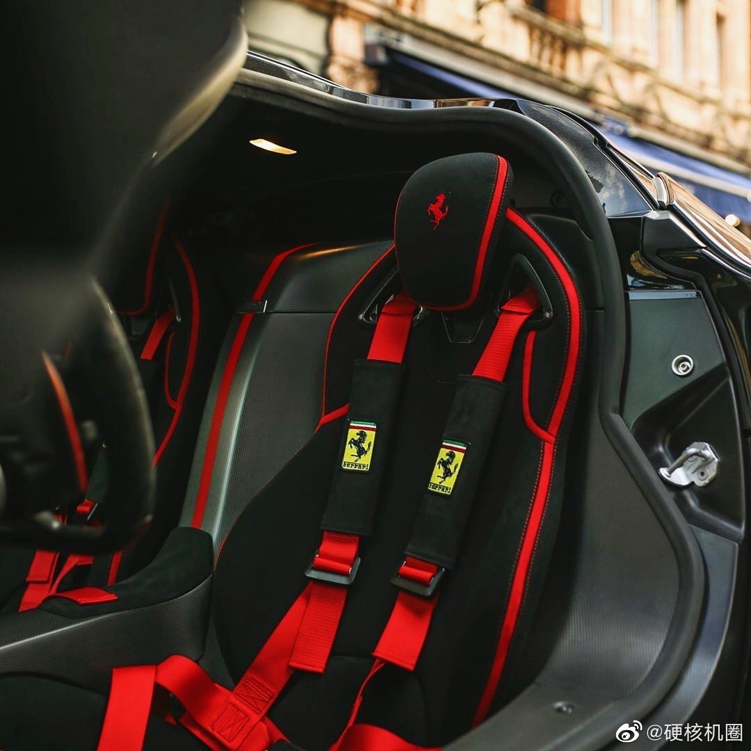 Ferrari LaFerrari Aperta,马王就是帅气