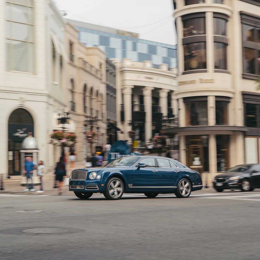 Bentley Mulsanne,气场很强，运动……