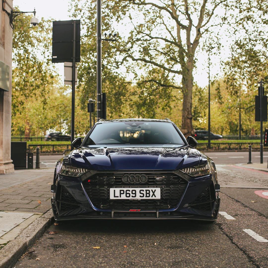 奥迪rs6战意十足的配色