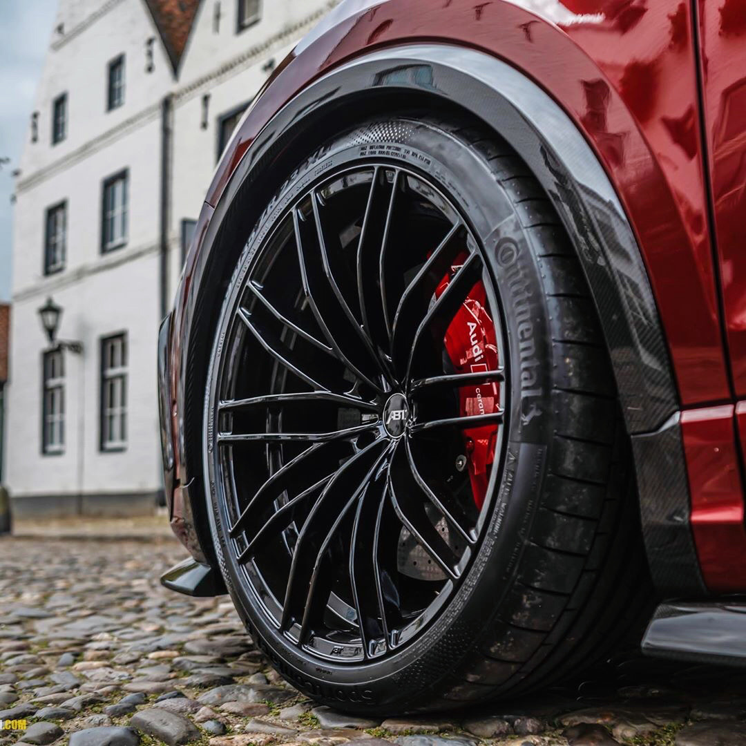 这颜值可以，很霸气，还很暴力…… Audi RS Q8