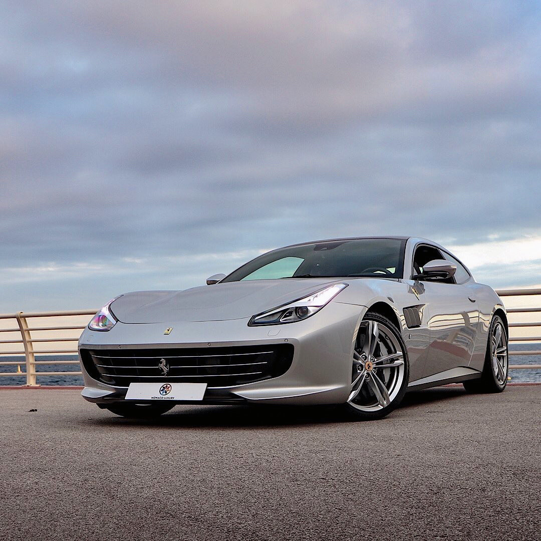 Ferrari GTC4 Lusso,越来越喜欢，只可惜要停产！