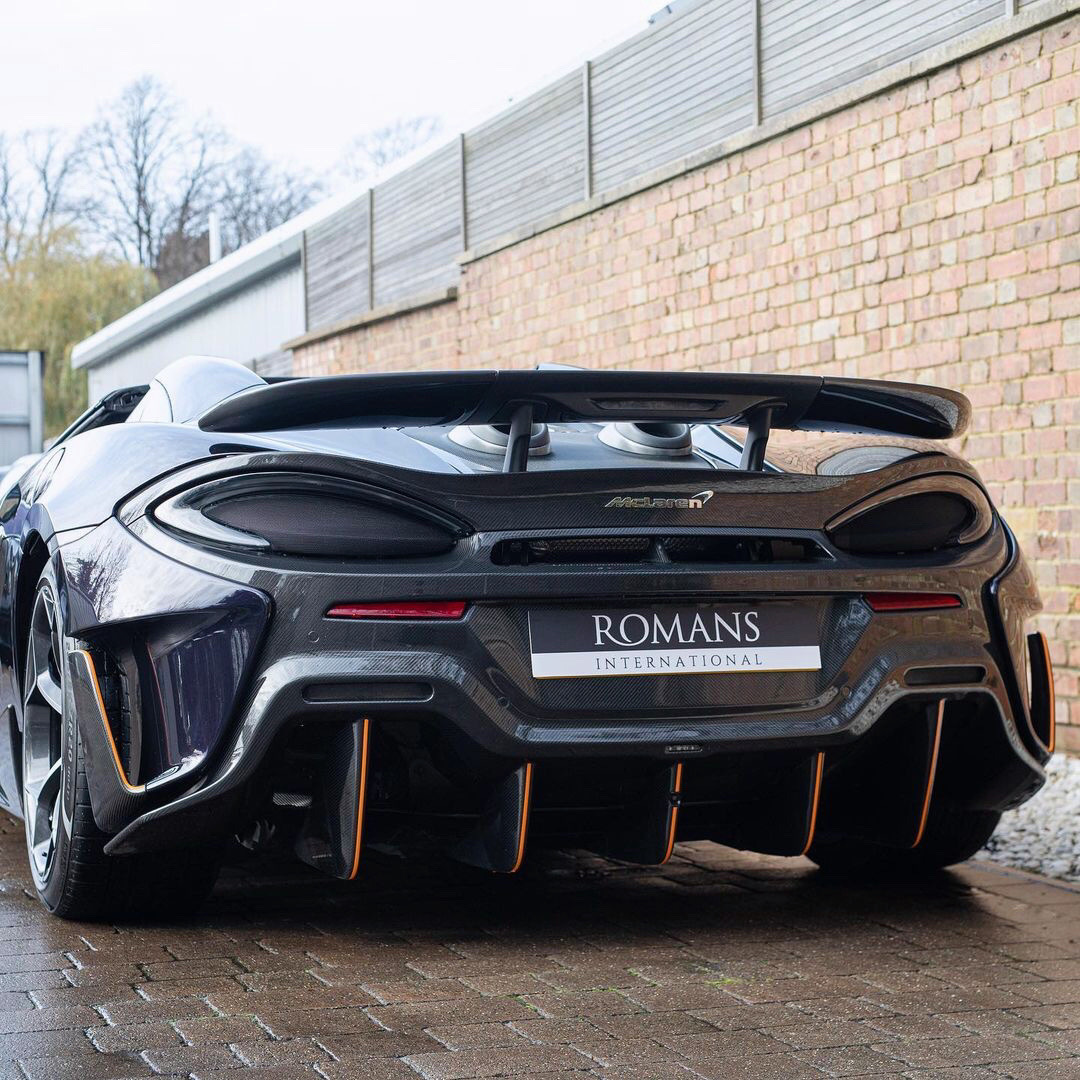 McLaren 600 LT，空气动力学套件是不是很夸张……