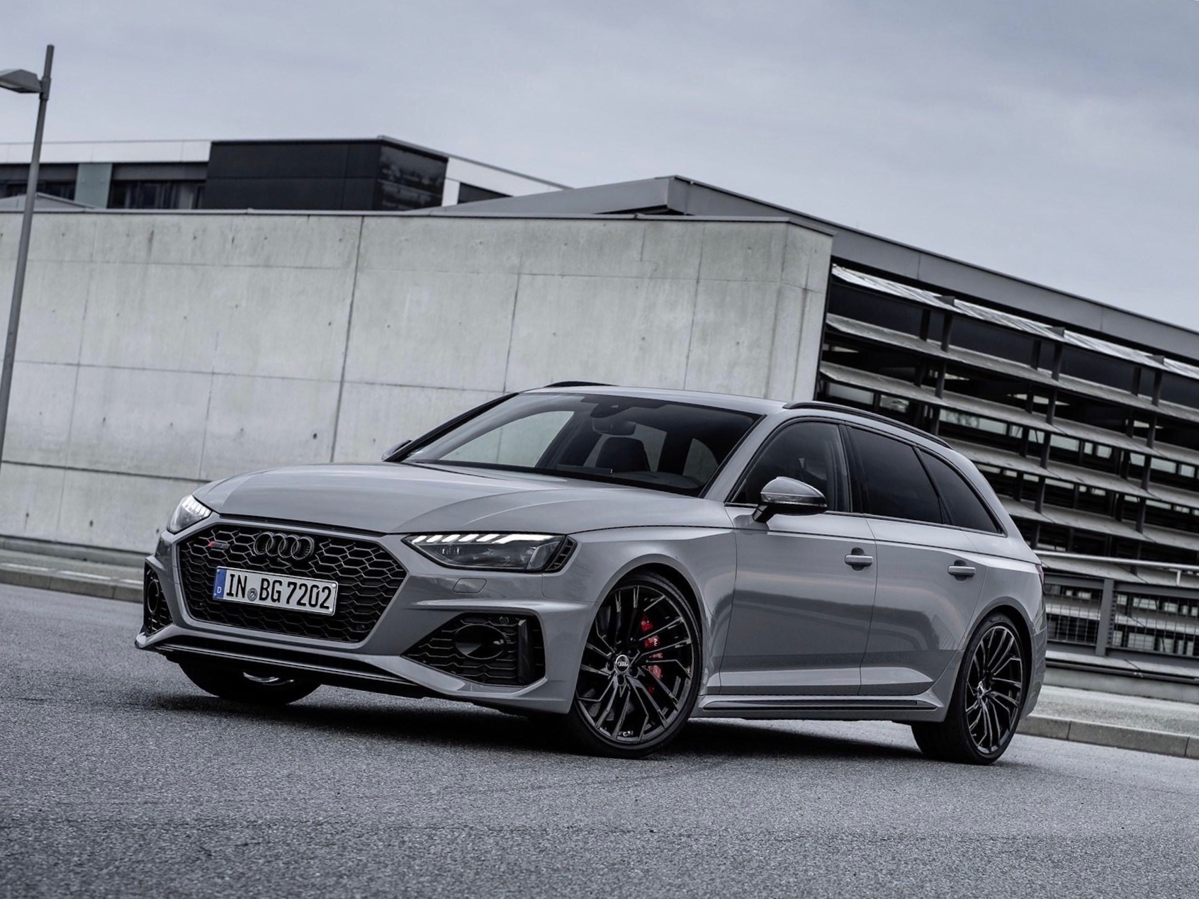 奥迪最好的旅行车，奥迪RS4 Avant