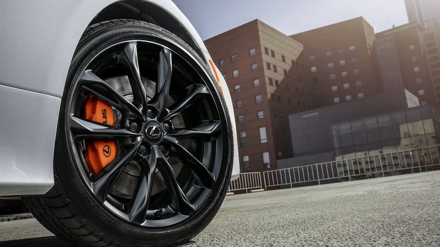 2021款雷克萨斯RC和Black Line特别版亮相。