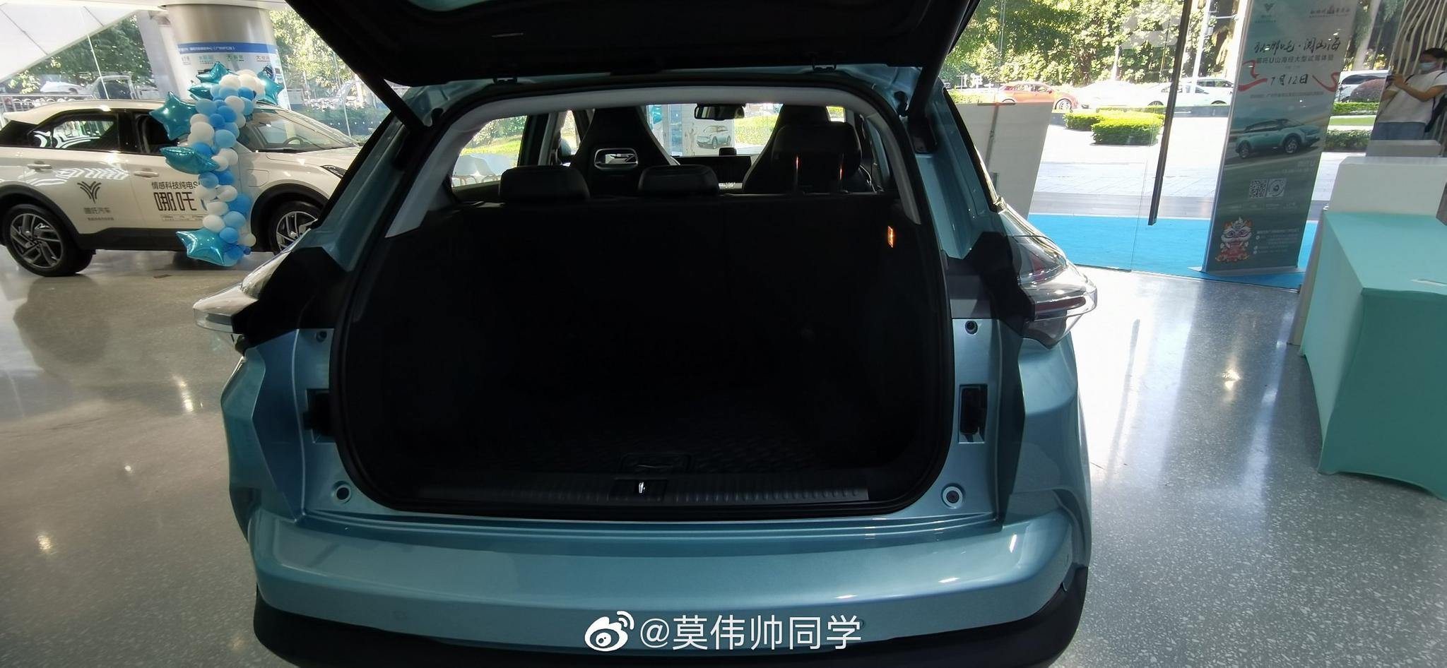 哪吒U 一天的体验，让我既有熟悉感，也有新鲜感，更有仪式感