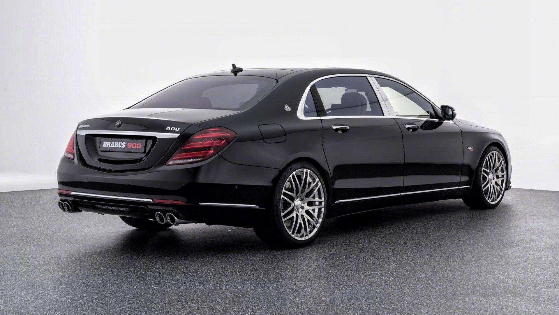 汽车美图：巴博斯900狠角色一枚