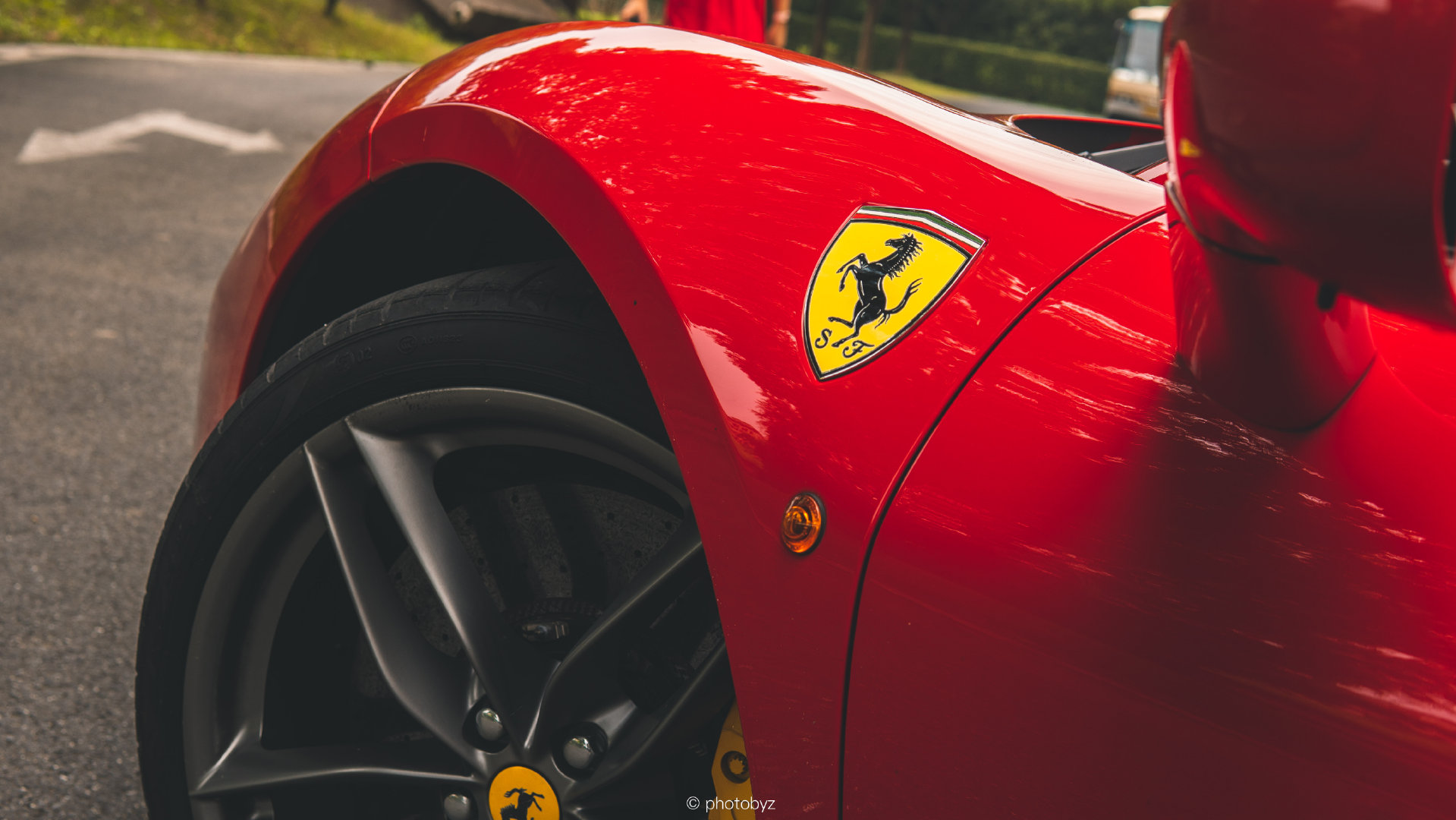 Ferrari 488spider 法拉利  很战斗