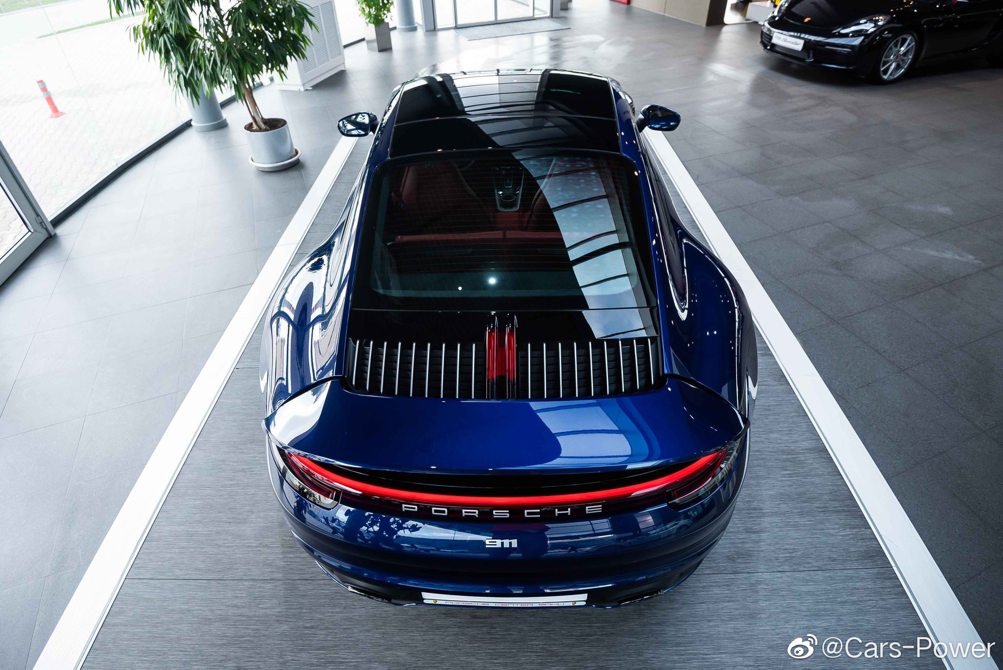 大蓝宝石一枚 保时捷911 carrera s-新浪汽车