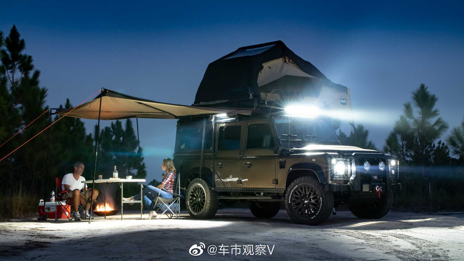 路虎卫士：距离公寓只有一个帐篷的距离。