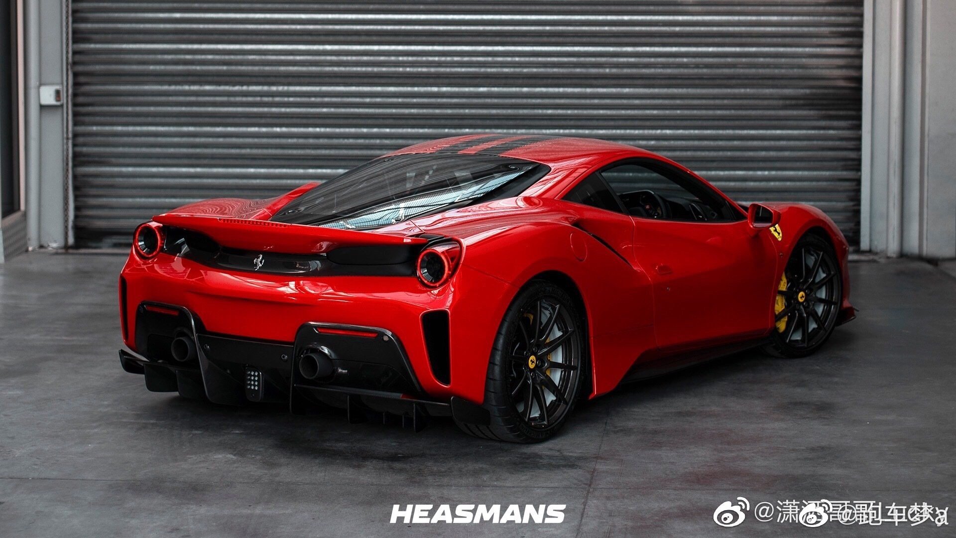 法拉利488 Pista vs 迈凯轮720S，单看颜值的话哪台更帅？