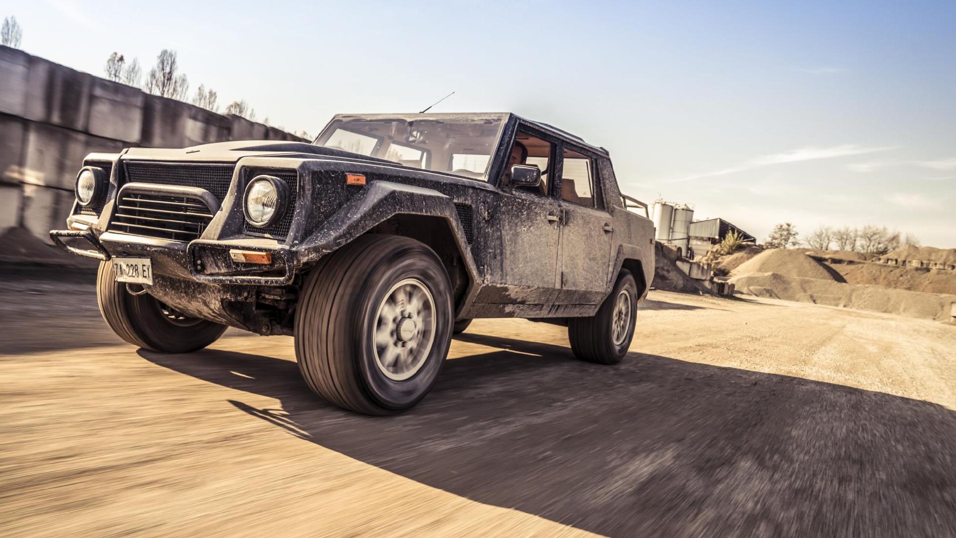 Lamborghini LM002 这头牛很硬！