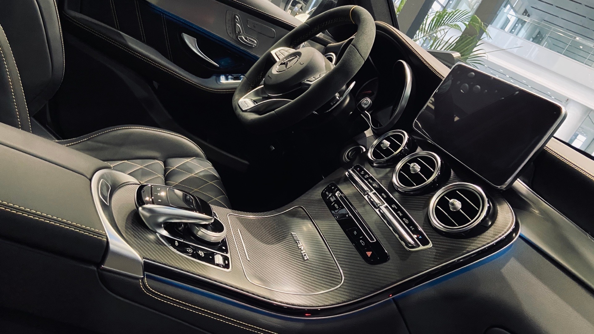 奔驰GLC63 S Coupe特别版 裸车102.8万开回家