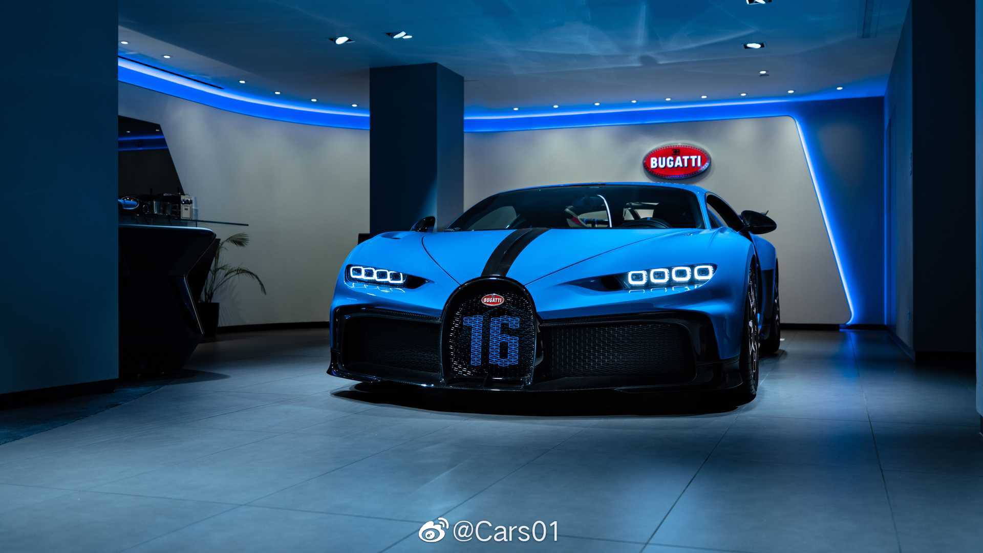 布加迪Chiron Pur Sport在英国伦敦展厅展出！