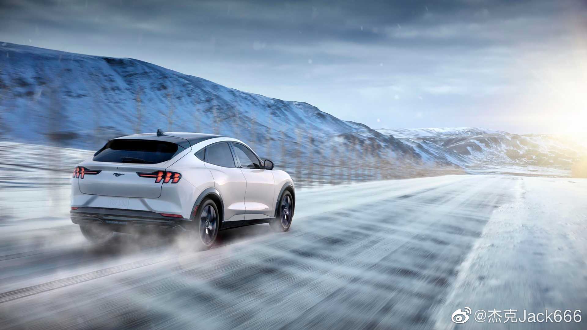 福特纯电动 Mustang Mach-E外型确实好看，如果价格适中的话...