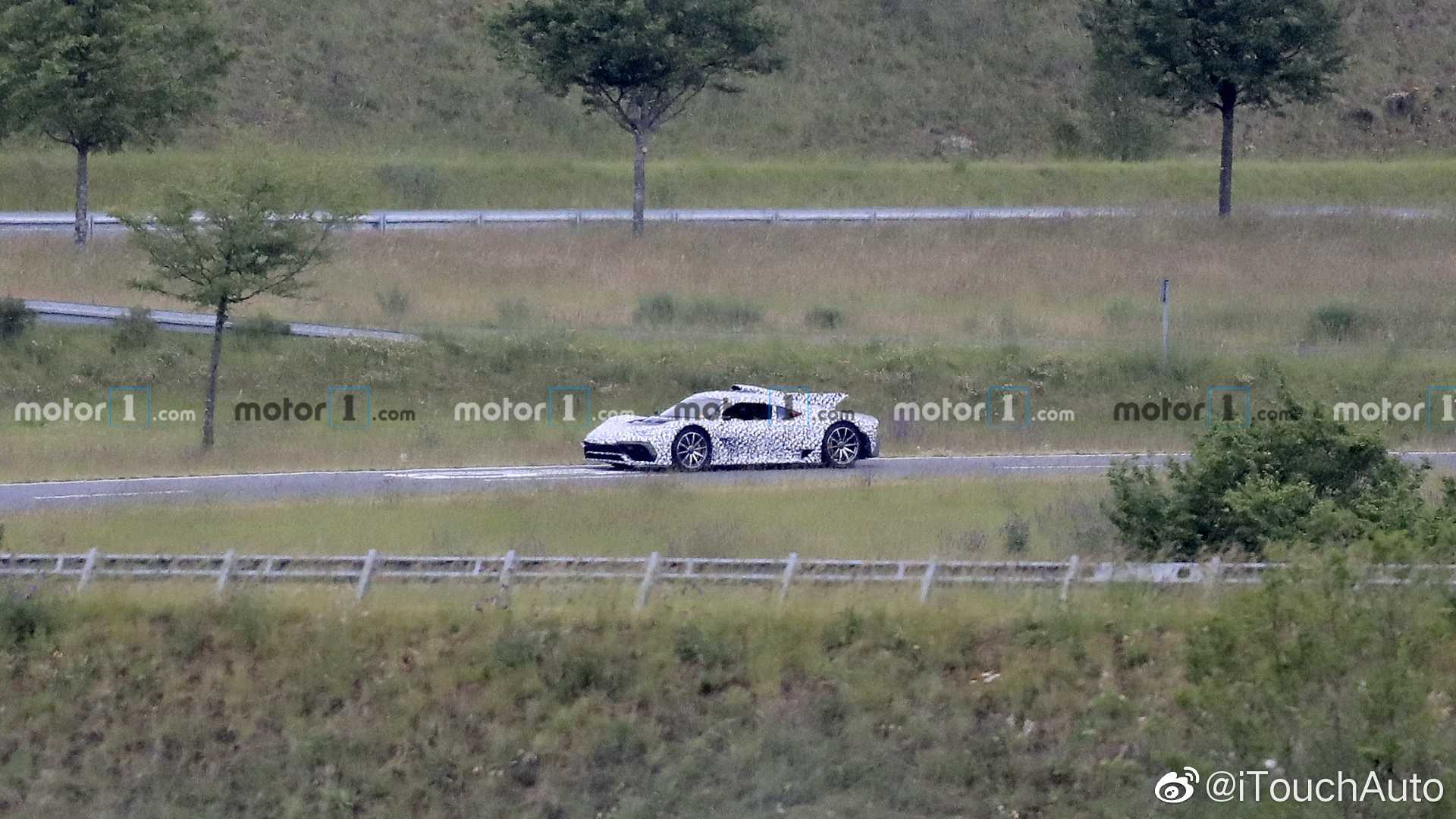 造型很科幻：奔驰概念车发布