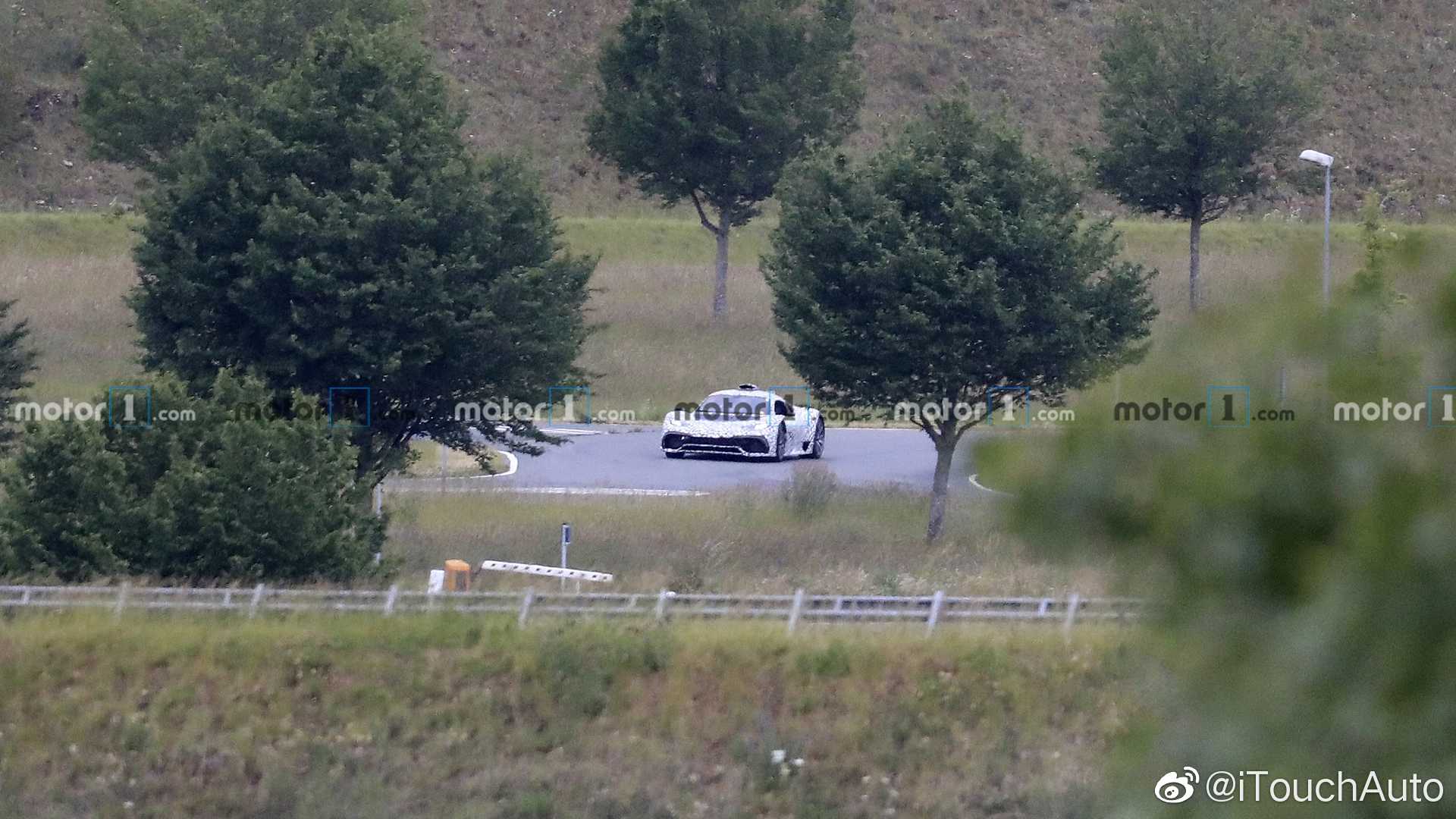 造型很科幻：奔驰概念车发布