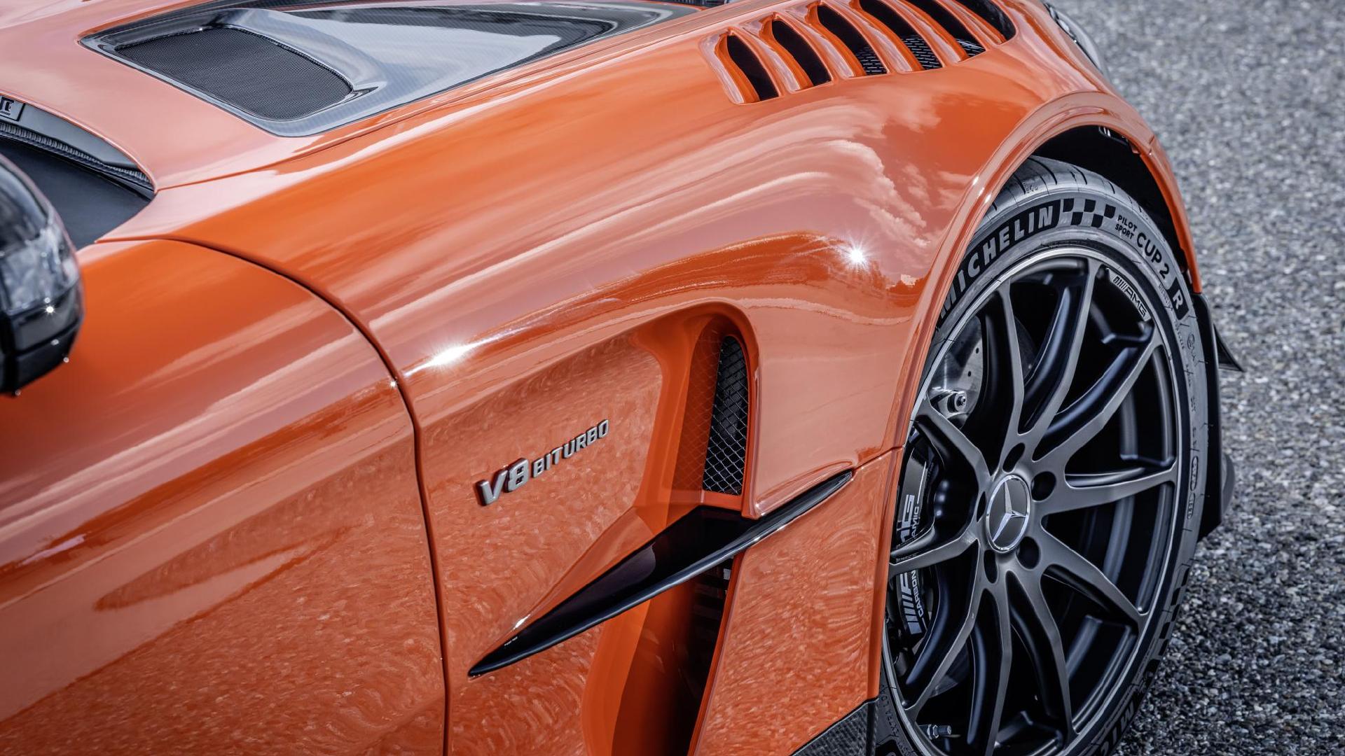 AMG GT：战意十足的配色!