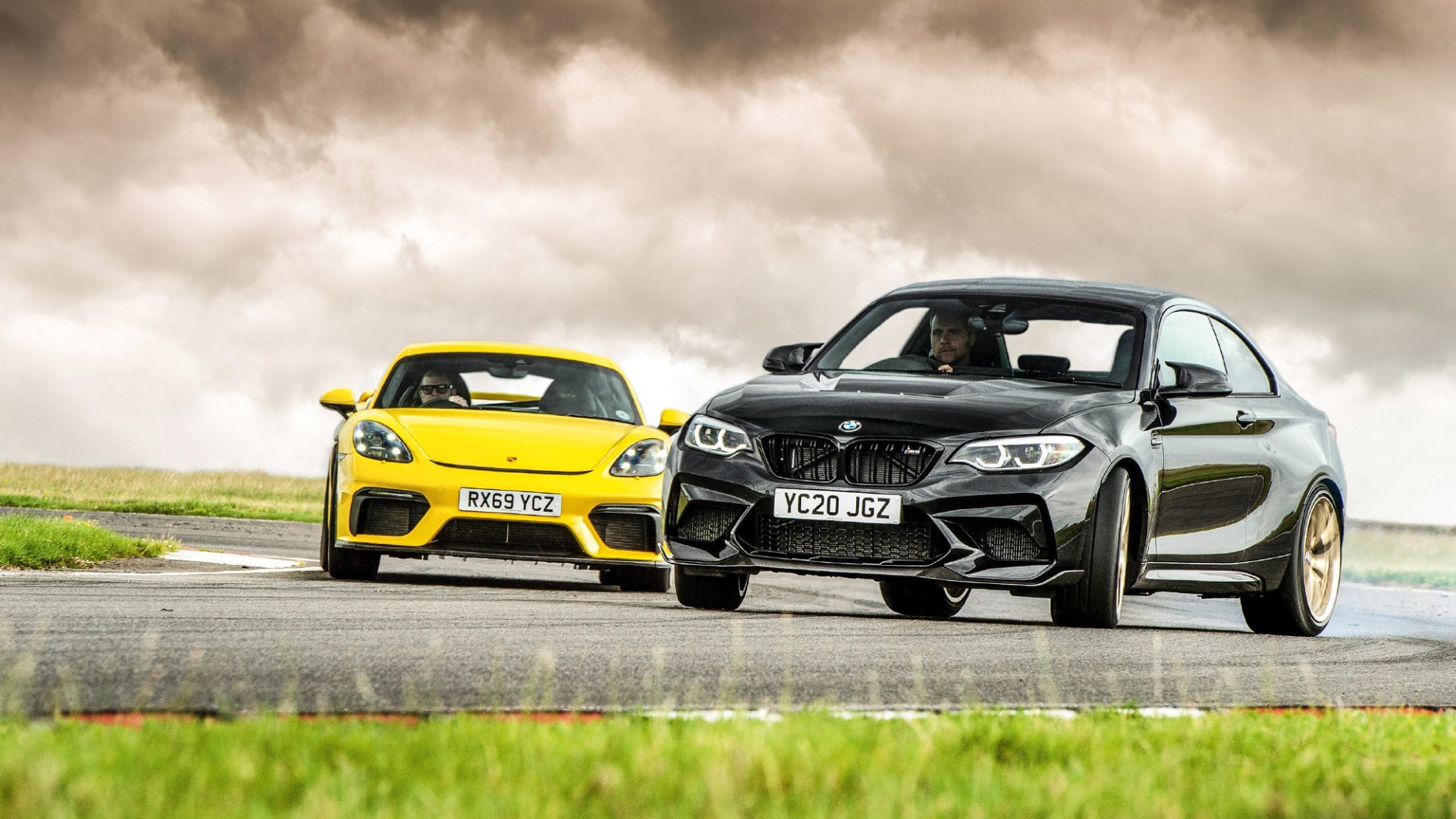 选择题： Porsche 718 Cayman GT4 & BMW M2 CS 你会怎么选？