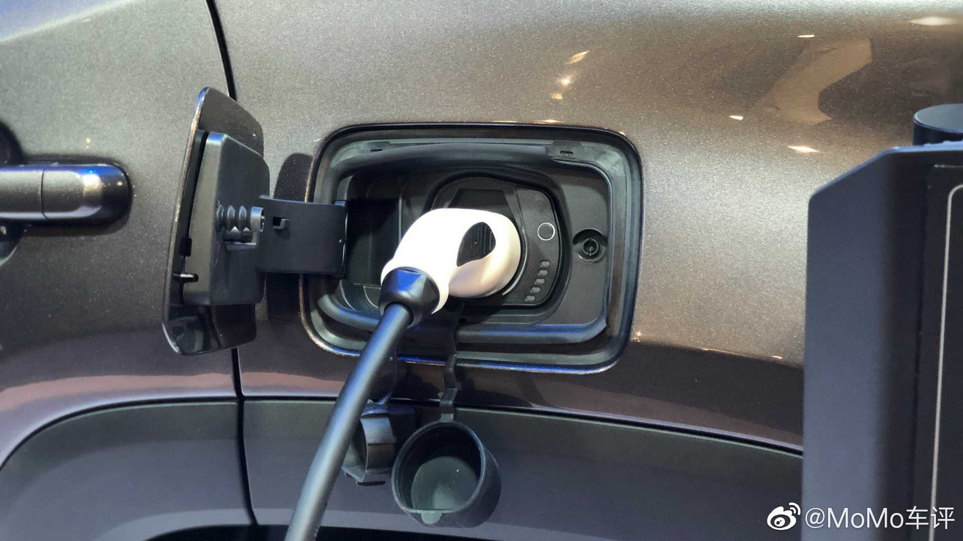 每天一组汽车美图：PHEV版Jeep牧马人亮相