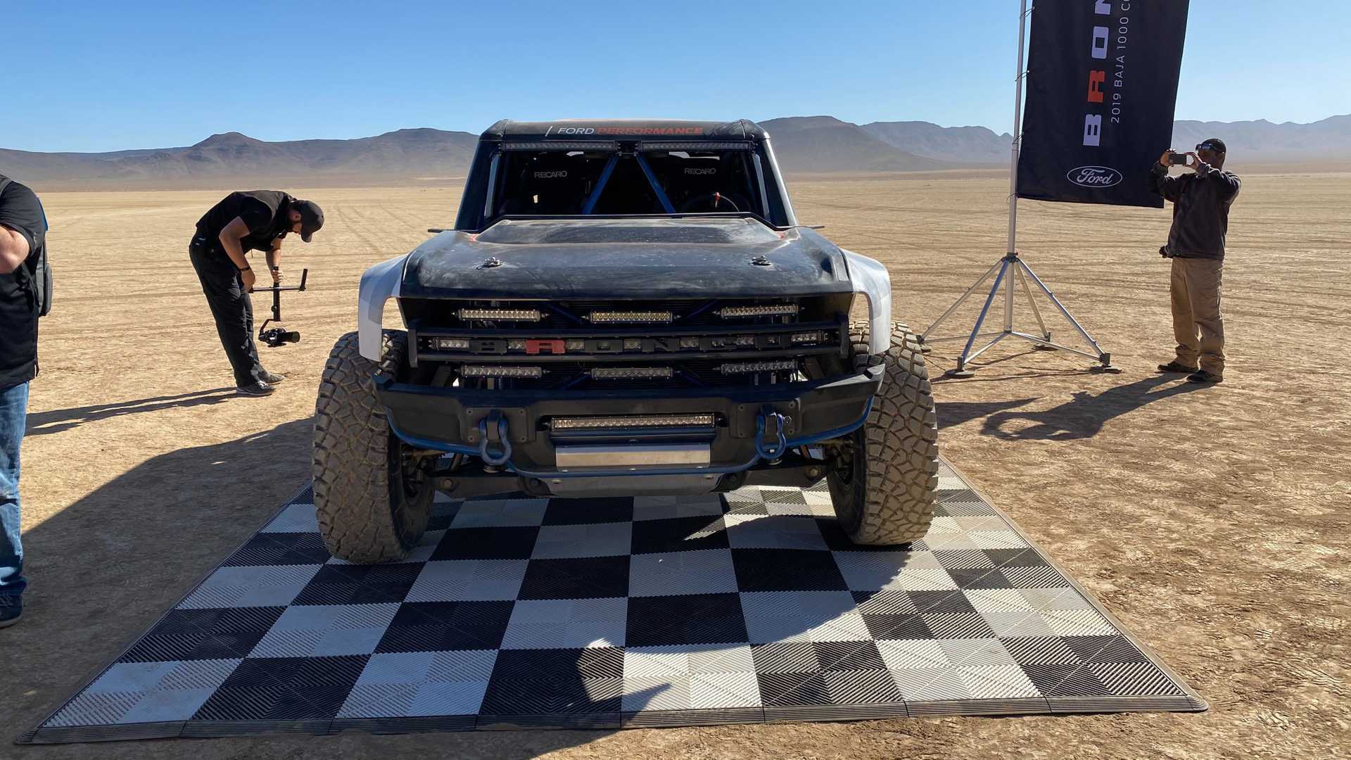 福特Bronco R（Raptor）高速越野SUV驾到。