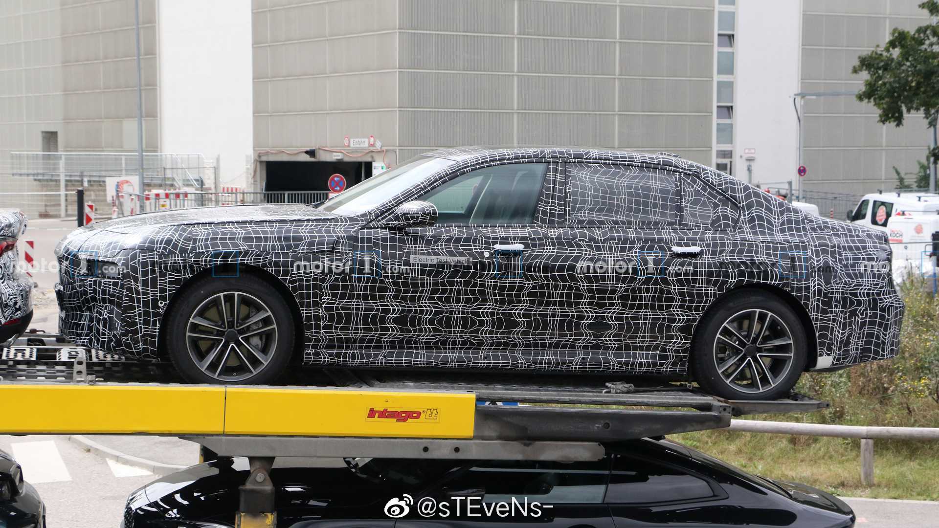 高清汽车美图：下一代BMW 7系原型测试车曝光