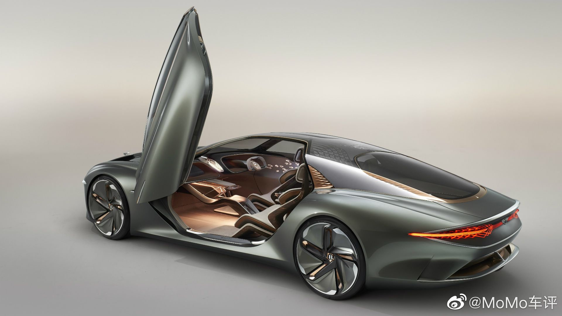 宾利将成为纯电动汽车品牌，到2030年将逐步淘汰汽油发动机