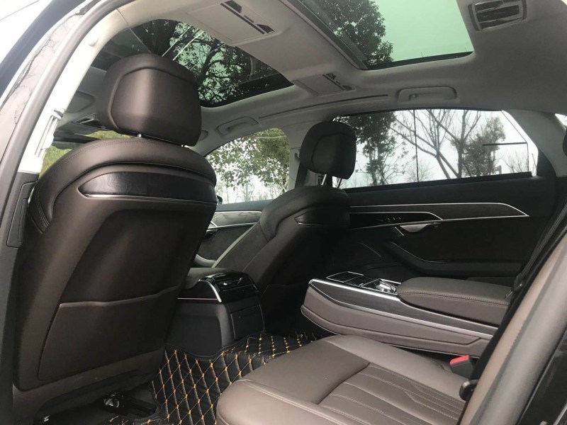 新款奥迪A8L，全系混动也是同级别中的亮点