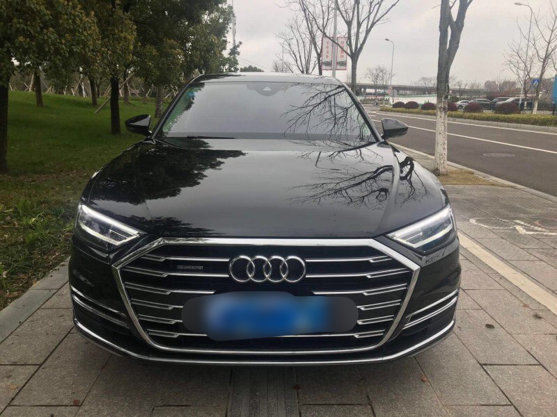 新款奥迪A8L，全系混动也是同级别中的亮点