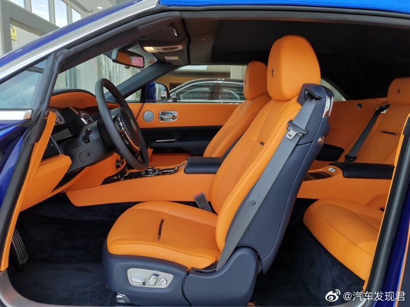 劳斯莱斯 曜影 萨拉曼卡蓝/柑橘色